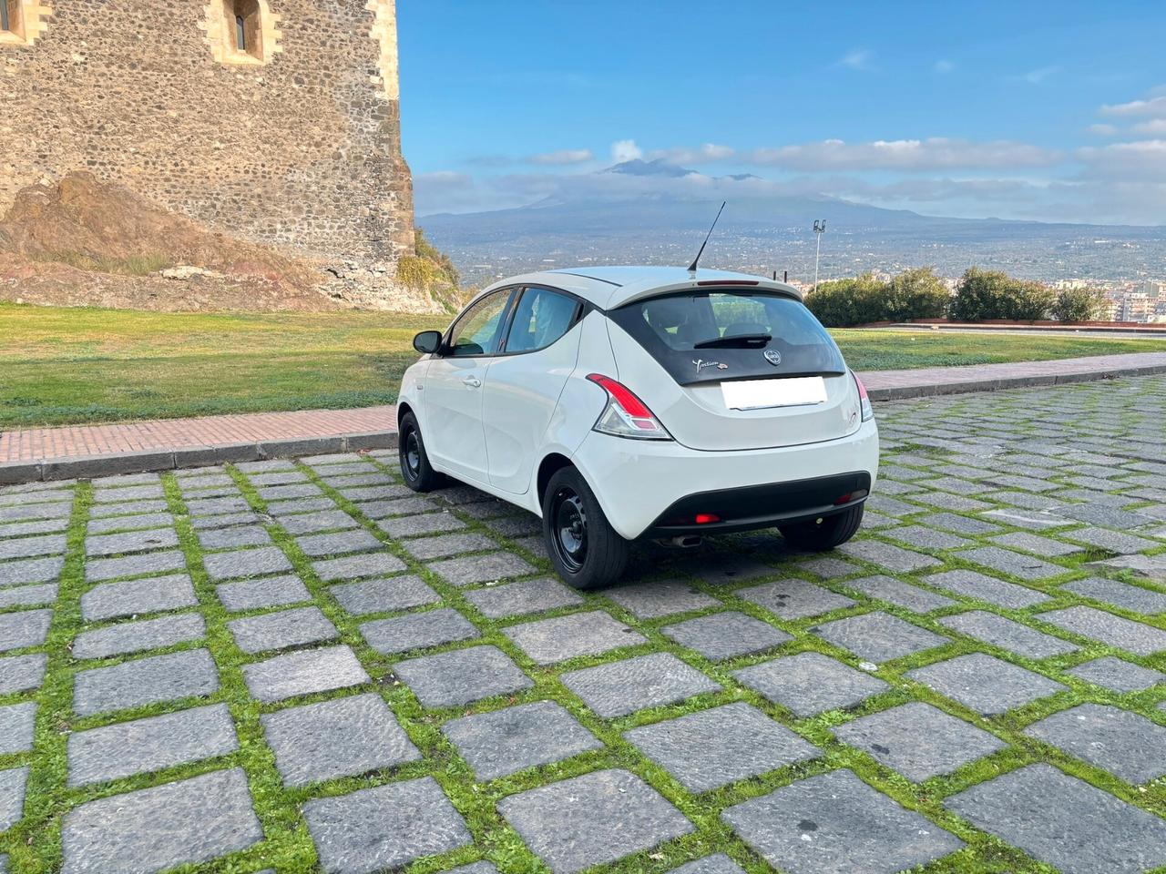 Lancia Ypsilon 1.3 MJT 16V 95 CV 5 porte S&S Elefantino