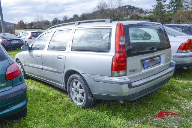 VOLVO V70 2.4 D5 20V cat- PER OPERATORI DEL SETTORE