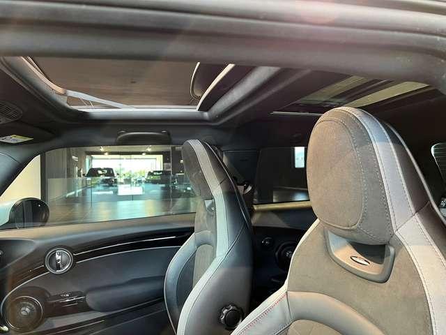 MINI John Cooper Works Mini 3p 2.0 JCW auto