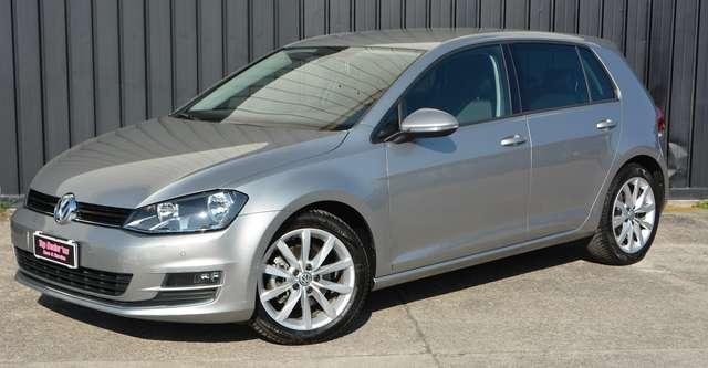 Volkswagen Golf 5p 1.6 tdi Highline Bluemotion