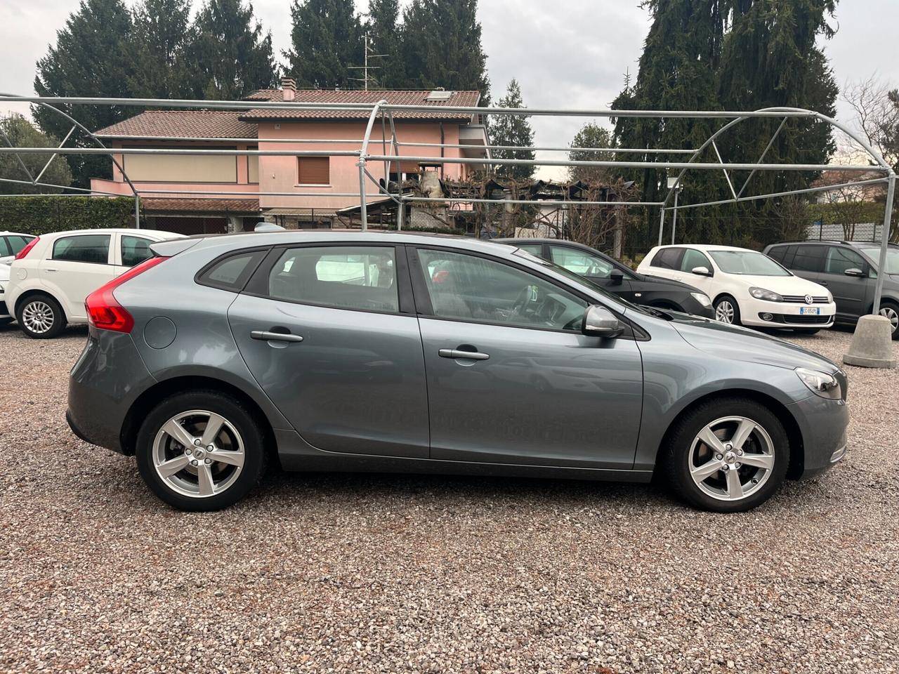 Volvo V40 D2 Business