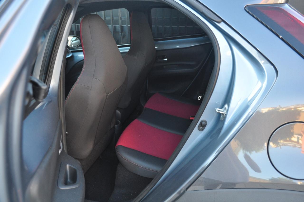Toyota Aygo X 1.0 VVT-i 72 CV 5p. Undercover