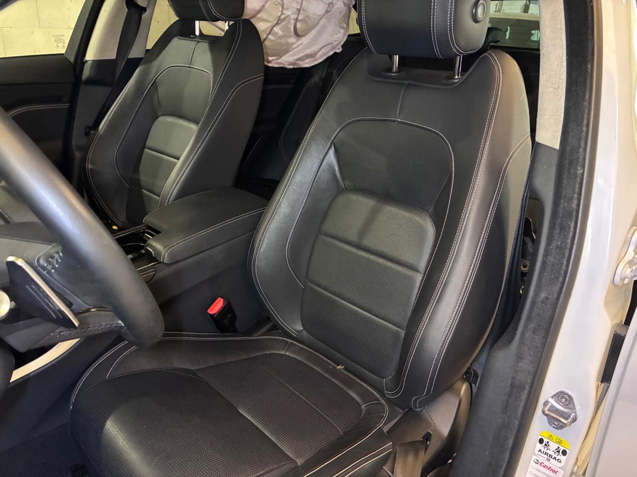 Jaguar F-Pace 2.0 D 180 CV AWD aut. R-Sport