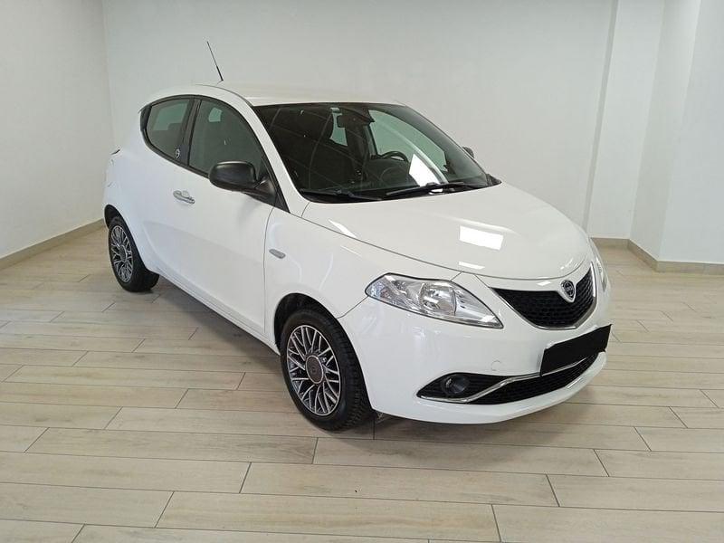 Lancia Ypsilon 3ª serie 1.2 69 CV 5 porte GPL Ecochic Silver