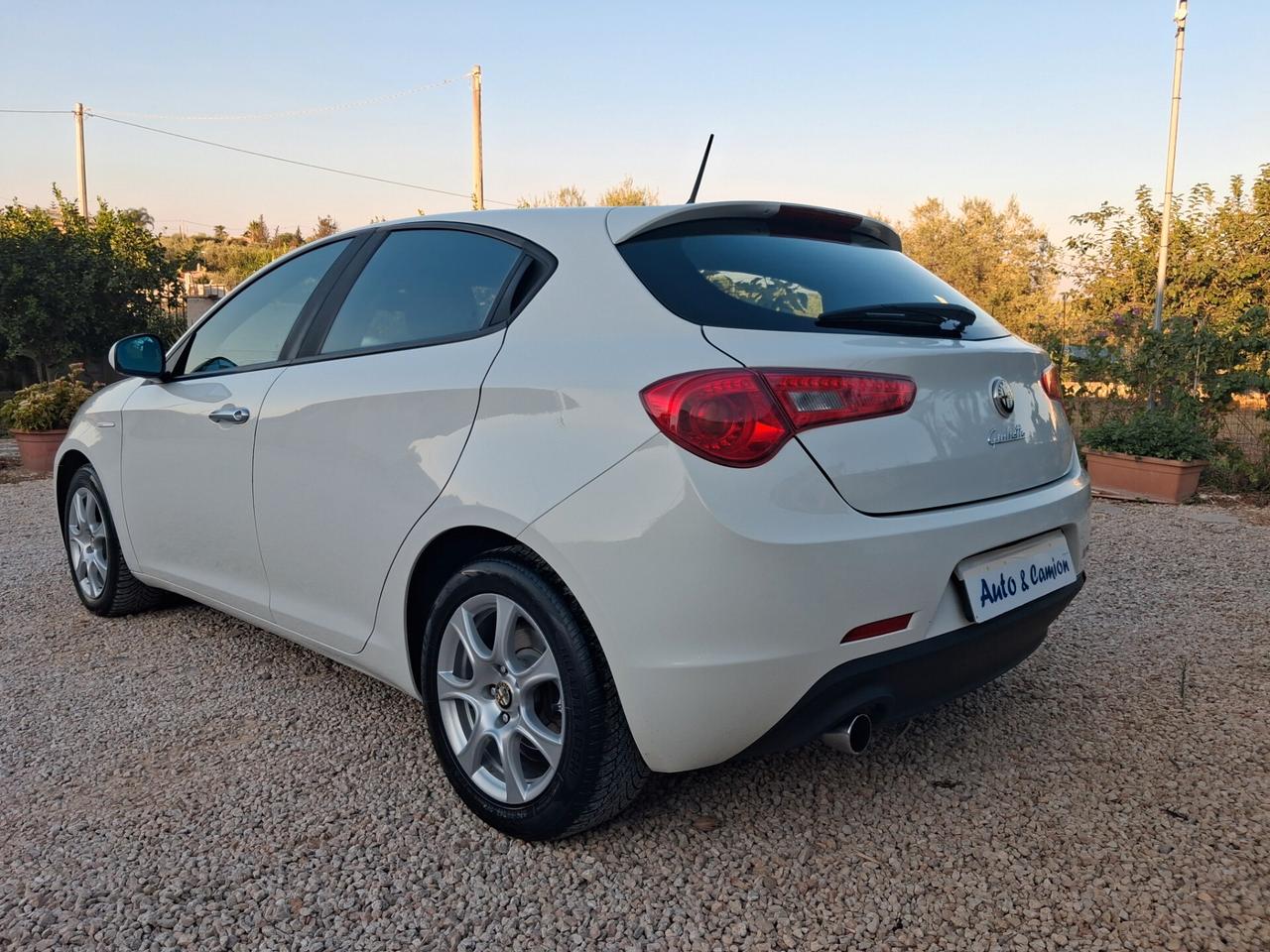 Alfa Romeo Giulietta 1.6 JTDm-2 105 CV Progression