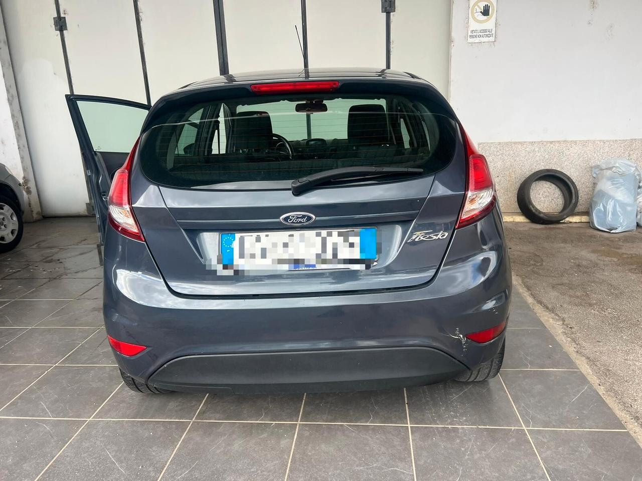 Ford Fiesta 1.5 TDCi 75CV 5 porte Titanium