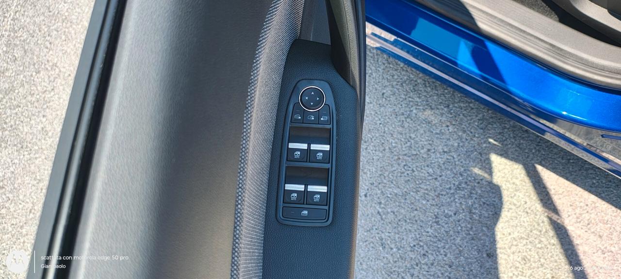 RENAULT Captur 1.2 ECO-G Techno