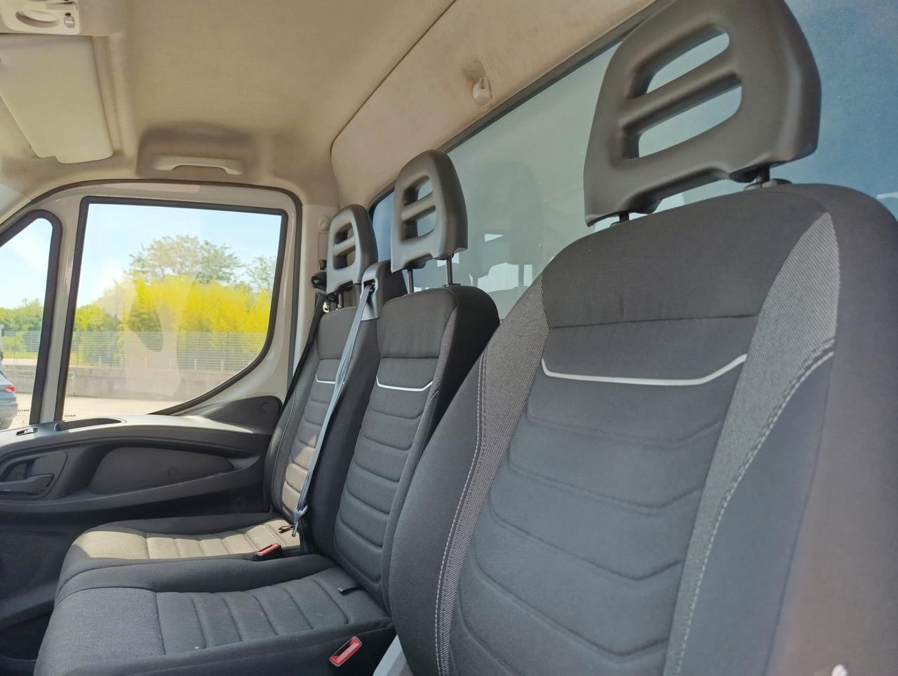 IVECO Daily 35 C16H3.0 3750 cab. HD