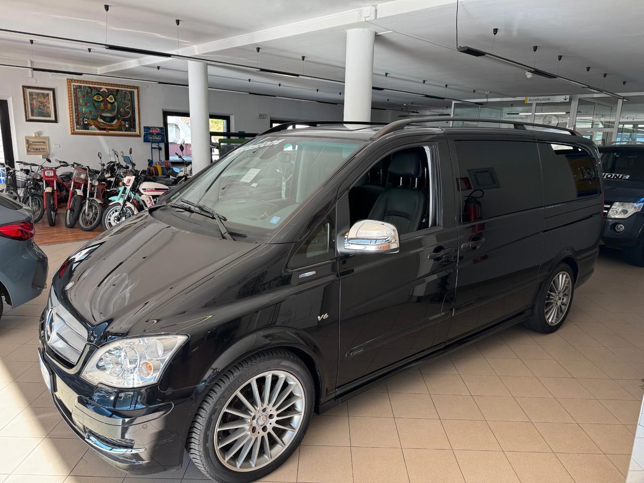 MERCEDES-BENZ VIANO 3.0cc 225CV V6 TD. 8 POSTI *IVA*