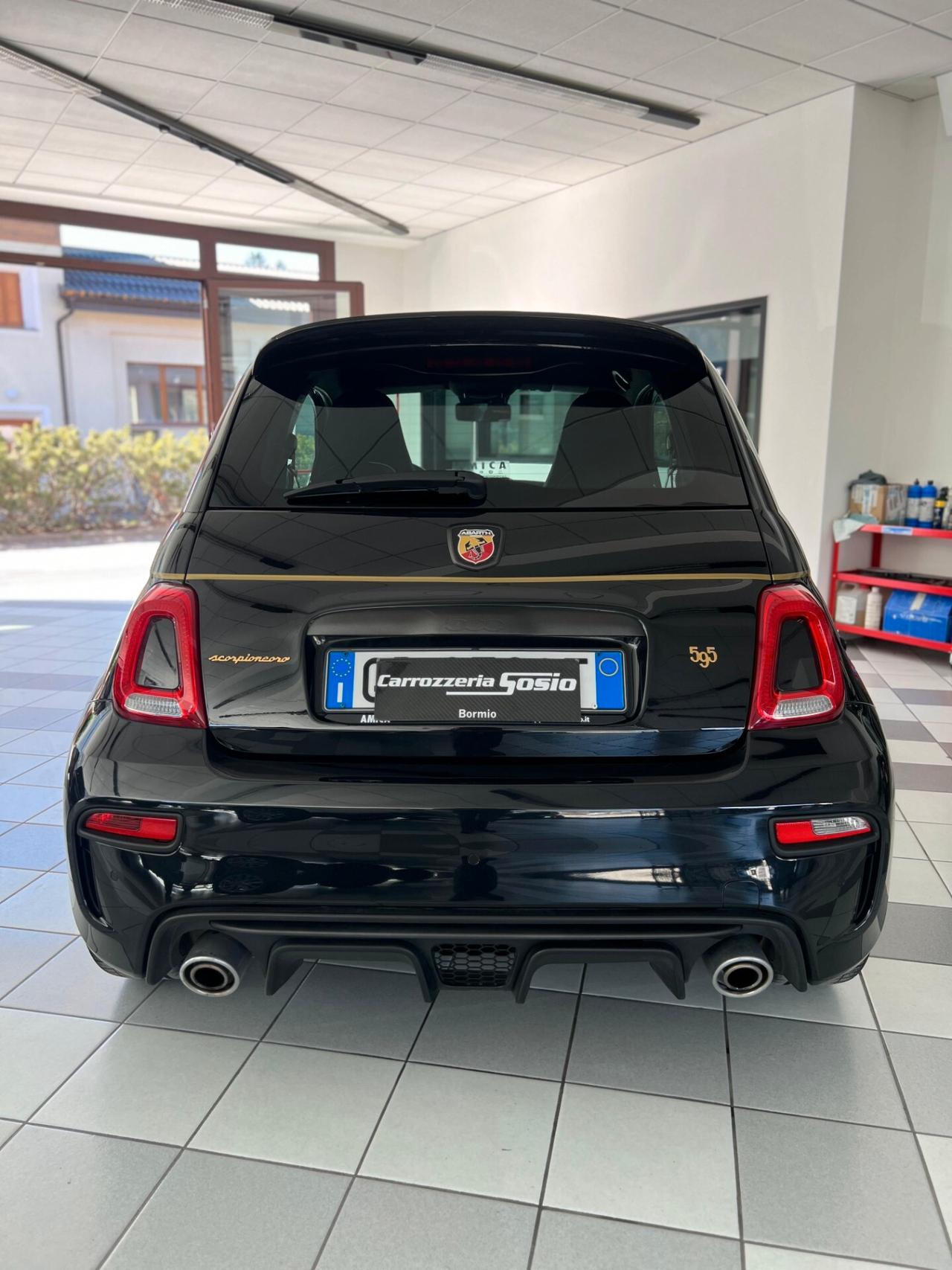 Abarth 595 1.4 Turbo T-Jet 165 CV Scorpioneoro