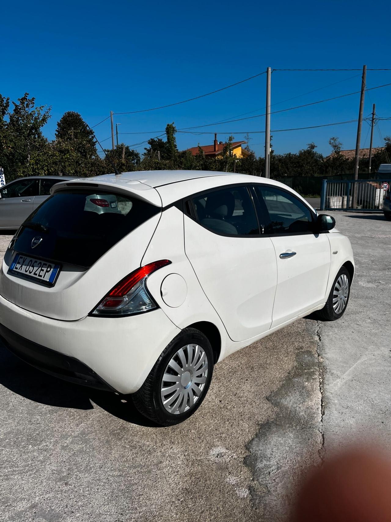 Lancia Ypsilon 1.3 MJT 16V 95 CV