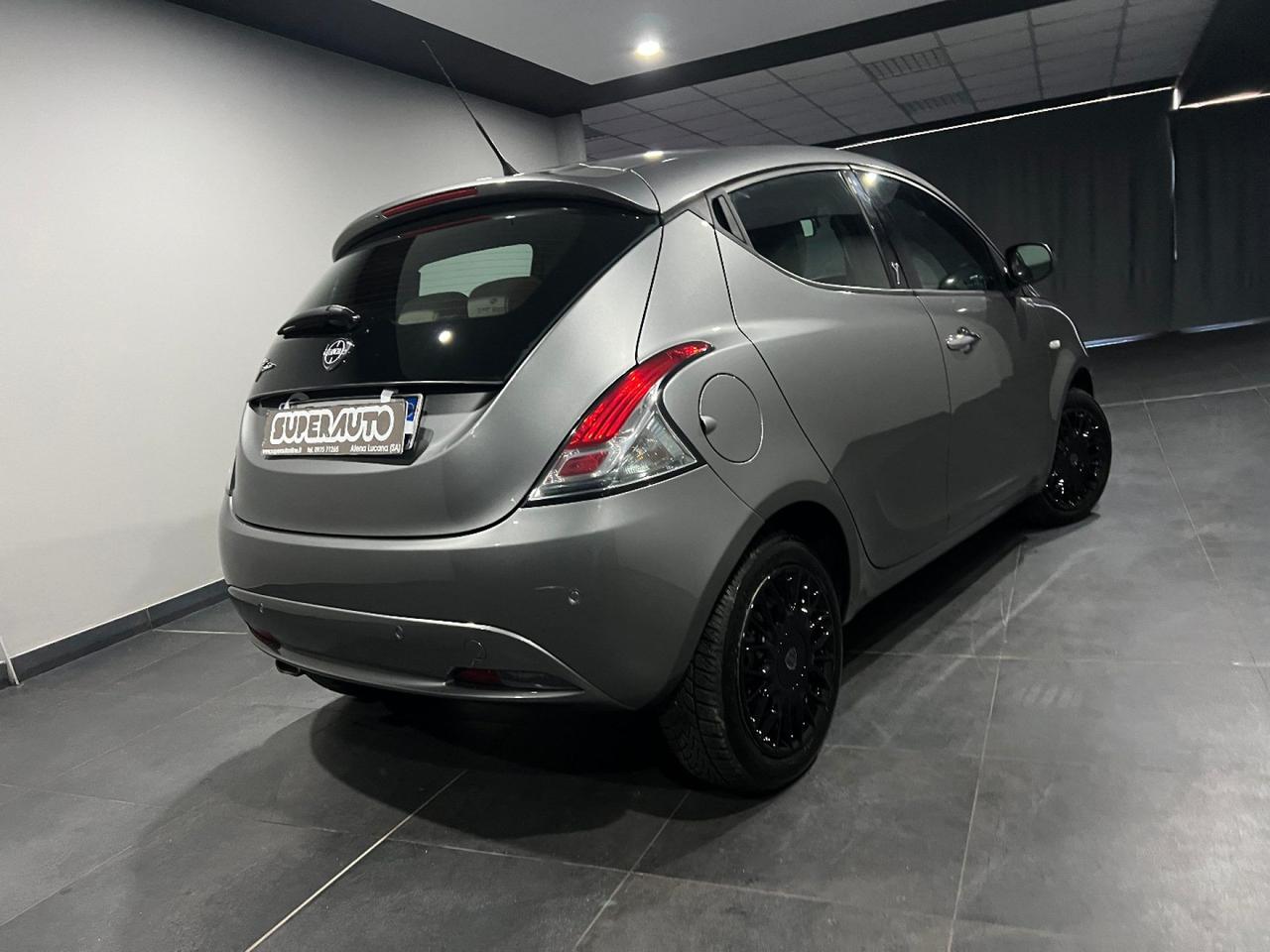 Lancia Ypsilon 1.3 MJT 16V 95 CV 5 porte S&S Gold UNICAPRO