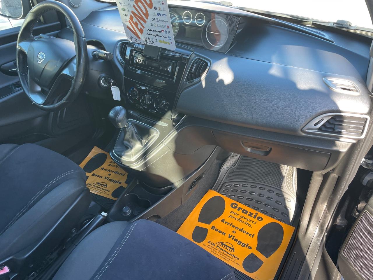 LANCIA YPSILON 1.3 DIESEL 95 (CV) 2011