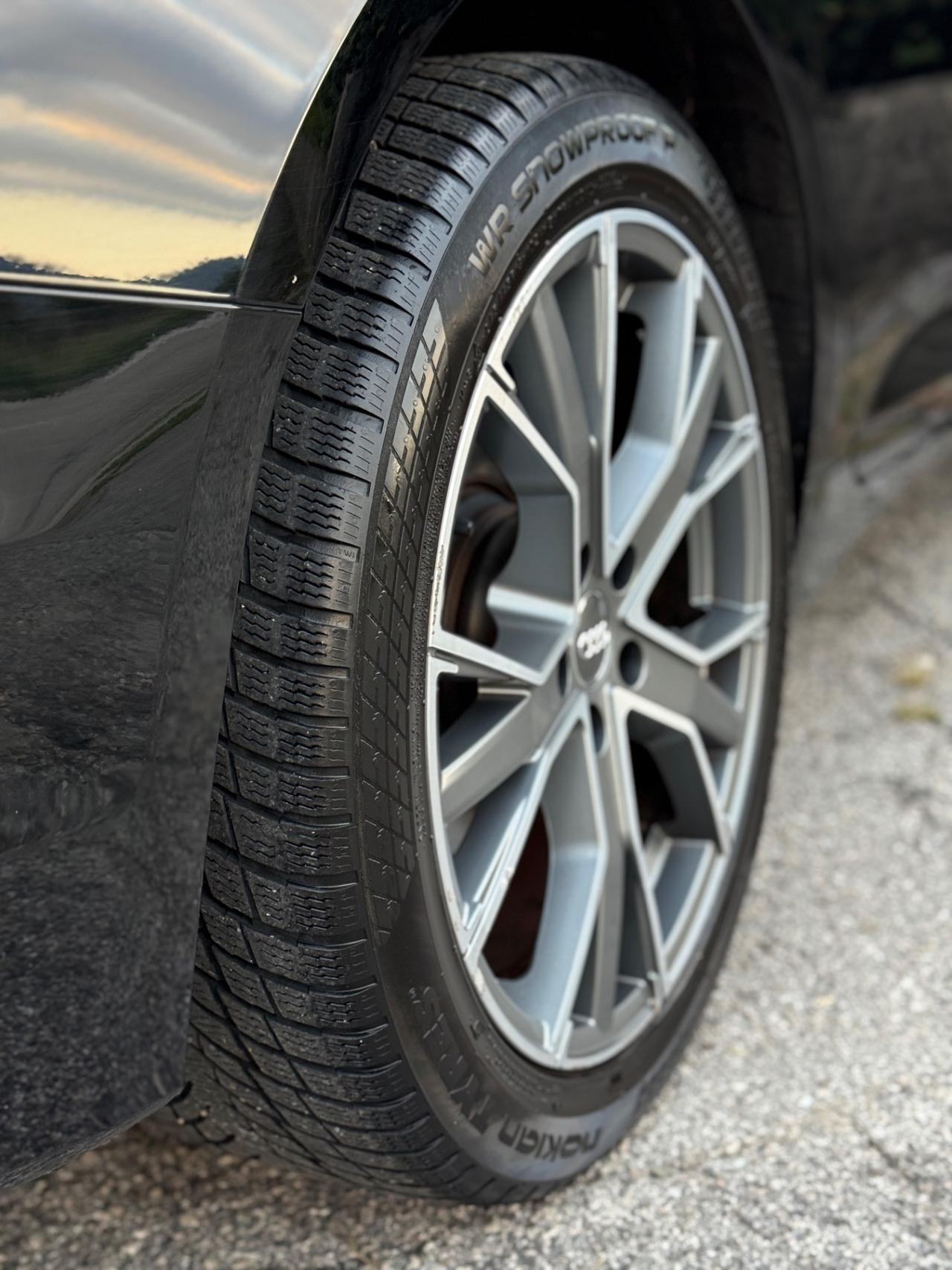 Audi A6 Avant 40 2.0 TDI S tronic Business Design PERFETTA