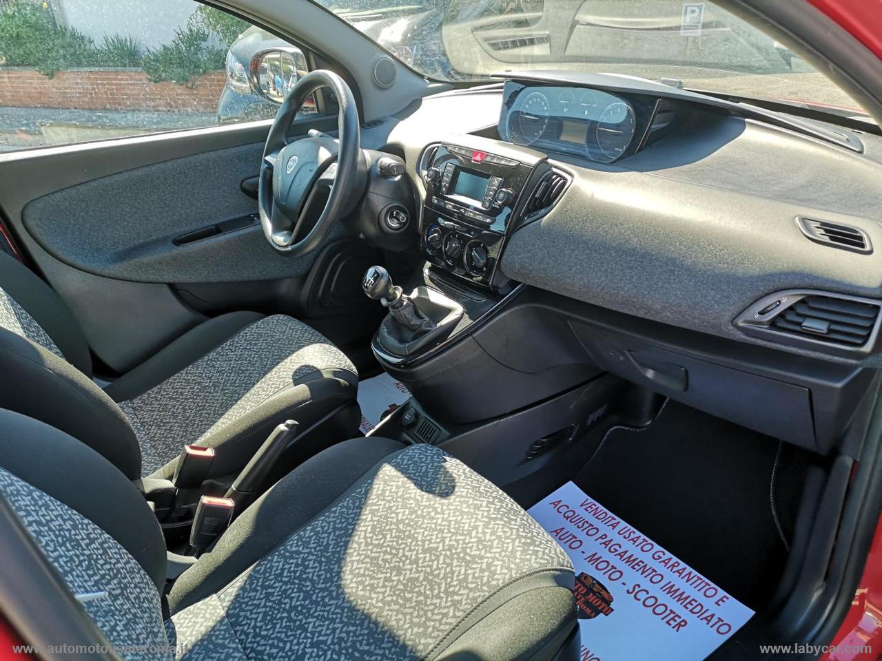 LANCIA Ypsilon 1.0 FireFly HYBDIR S&S ECOCHIC PROMO WEB