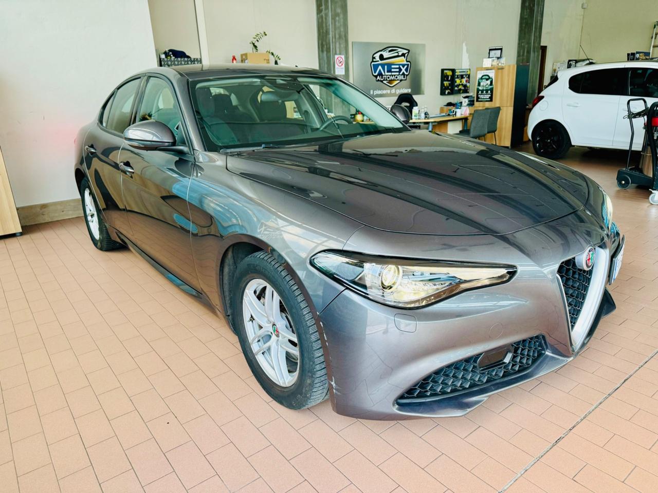 Alfa Romeo Giulia 2.2 Diesel 136cv Autom E6 IVA ESP