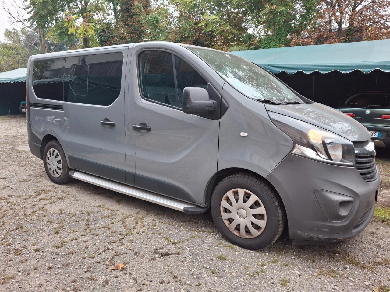 Opel Vivaro 1.6 BiTurbo 140CV 6POSTI AUTOCARRO!!!