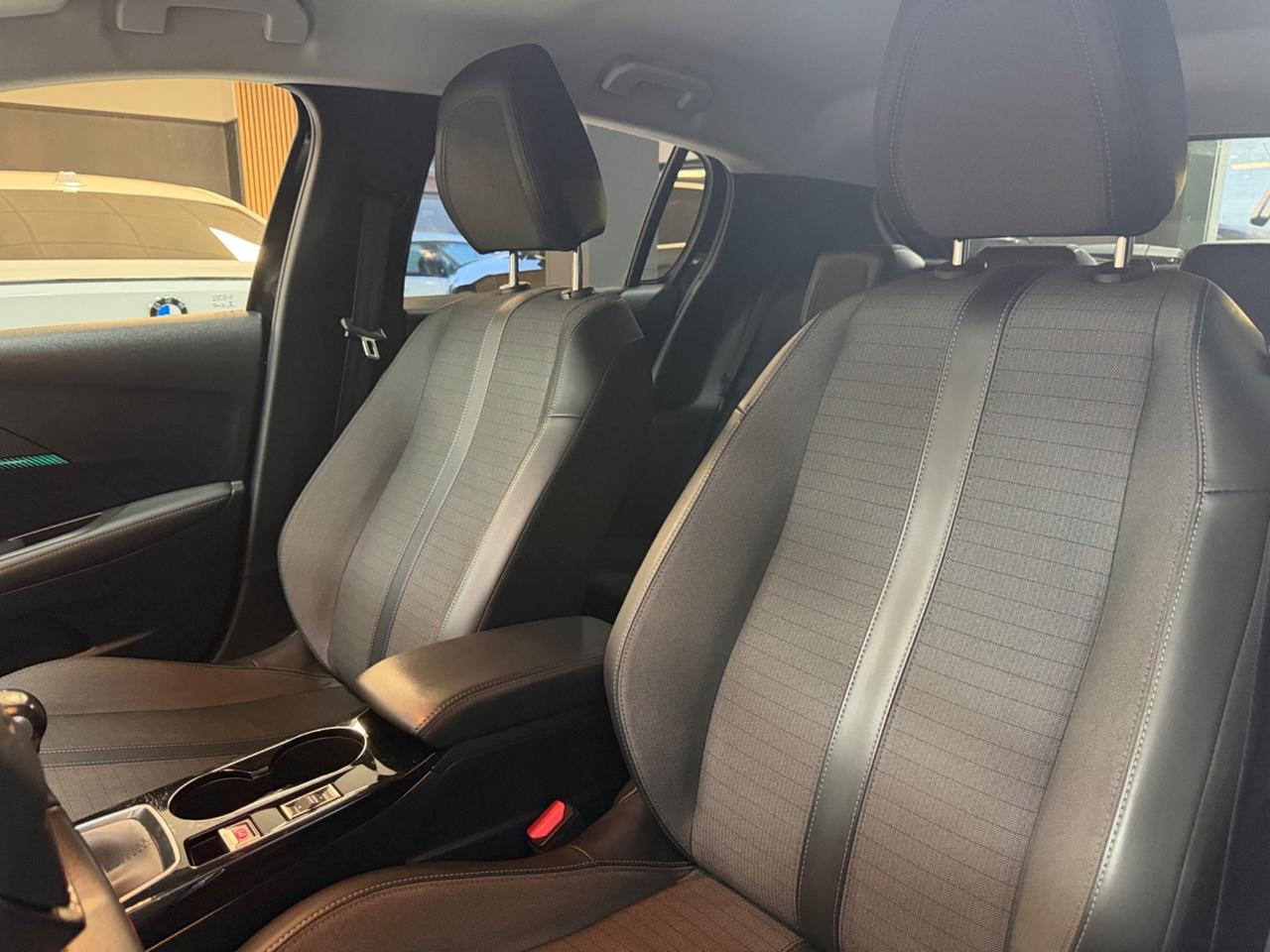 Peugeot 208 PureTech 100 Stop&Start EAT8 5 porte Allure Pack