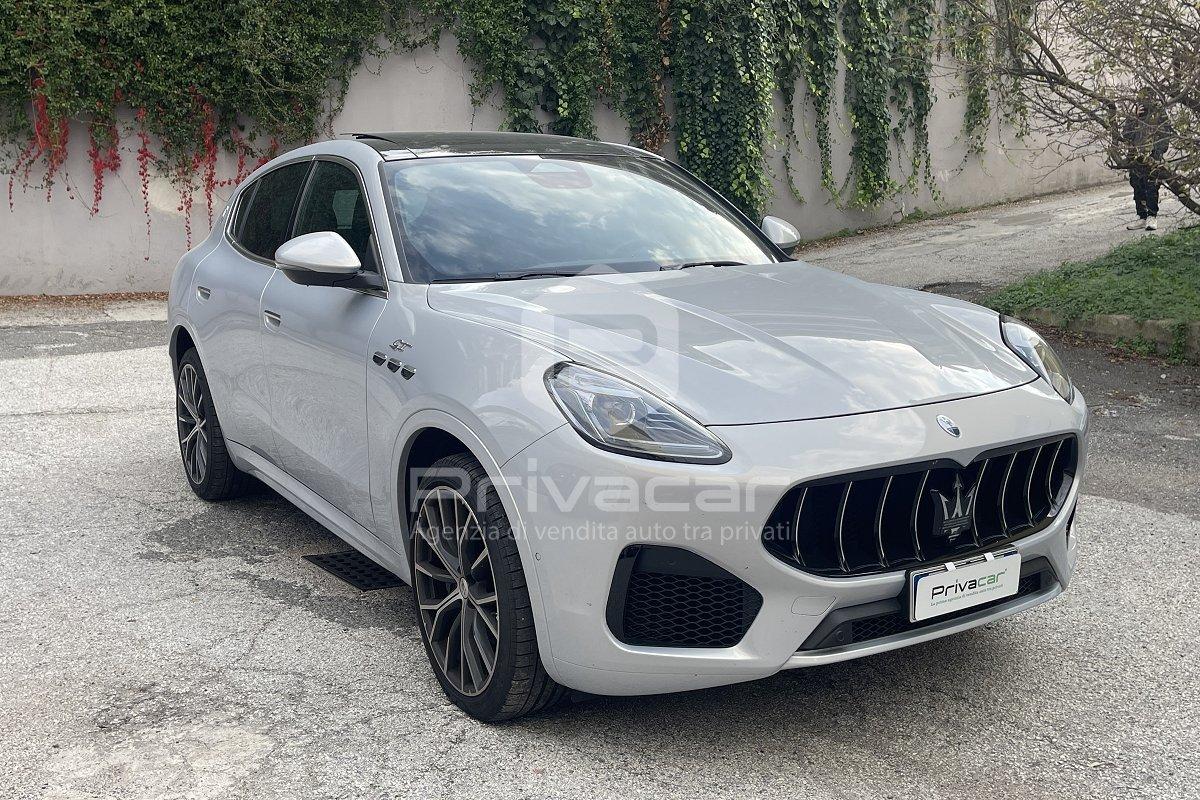 MASERATI Grecale MHEV 300 CV AWD GT