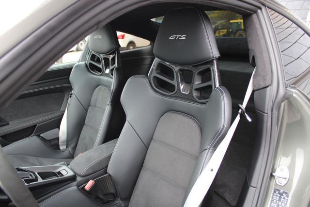 PORSCHE 911 Carrera 2 GTS MANUALE-CARBON-GUSCI
