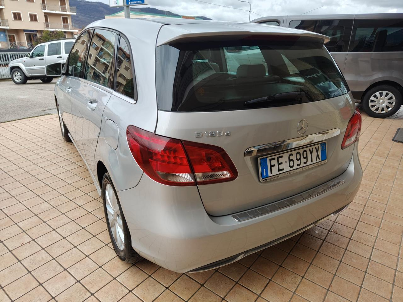 Mercedes-benz B 180 d Automatic Executive