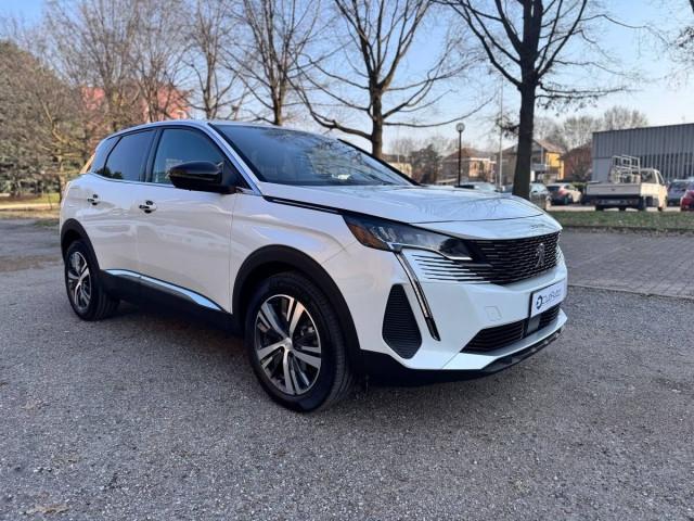 Peugeot 3008 II 1.2 hybrid 48V Allure Pack 136cv e-dcs6