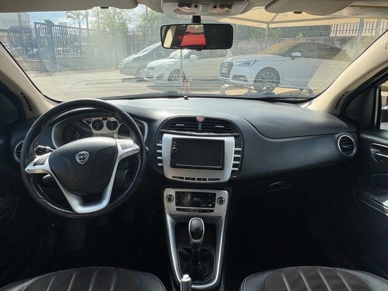 Lancia Delta 1.6 MJT DPF Platino