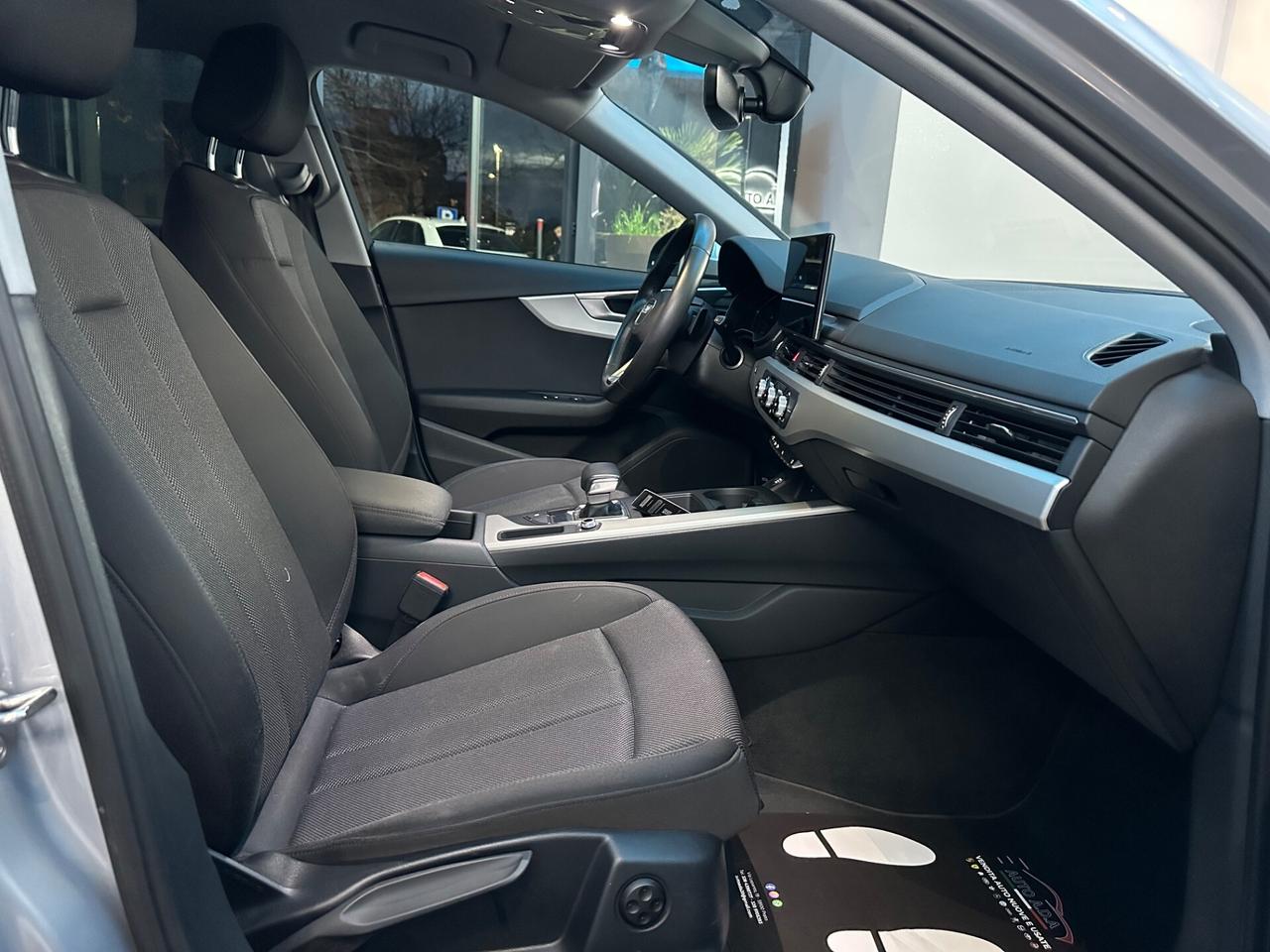 Audi A4 Avant 30 TDI/136 CV S tronic line edition