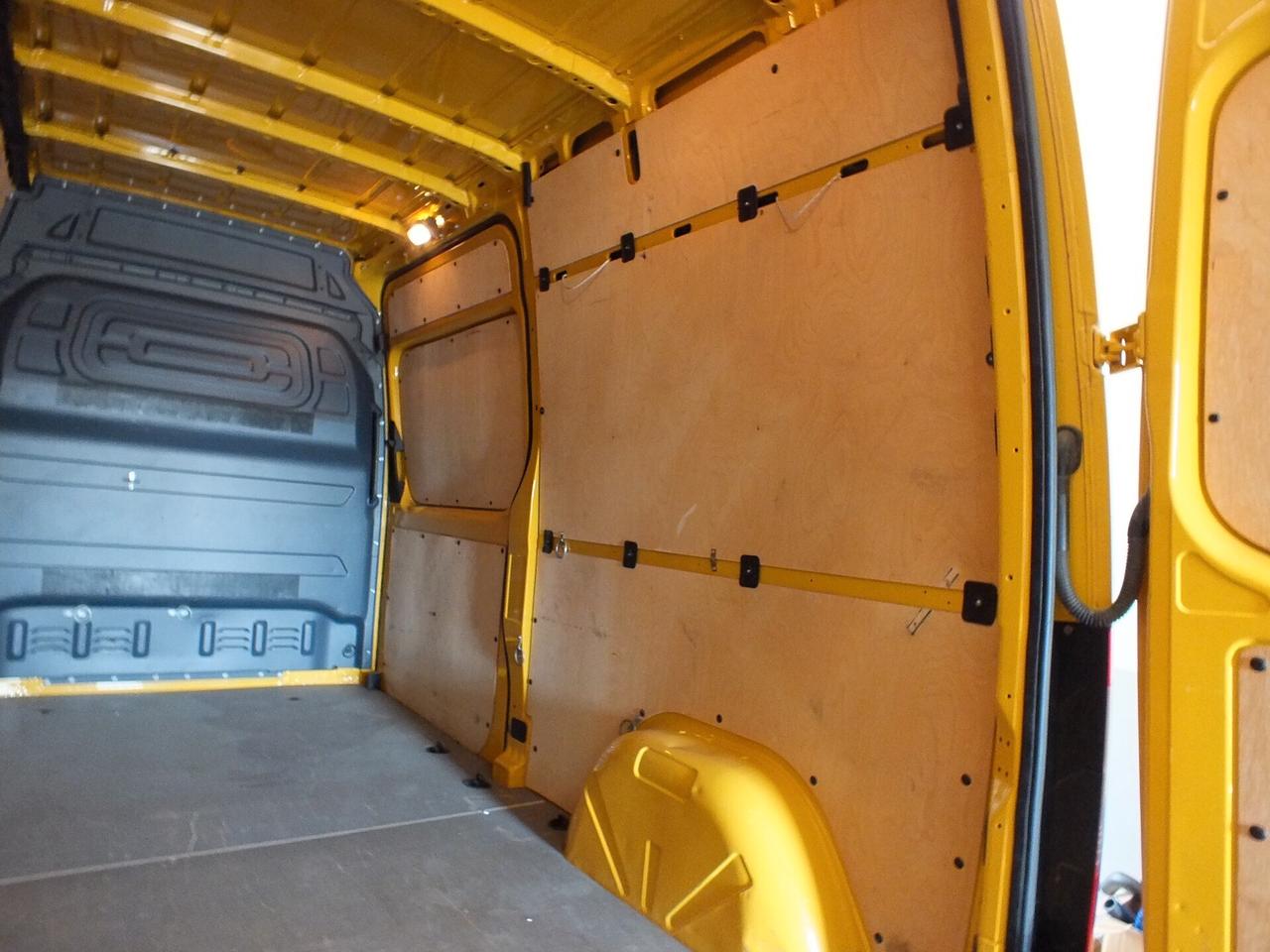 MERCEDES SPRINTER TETTO ALTO PASSO MEDIO