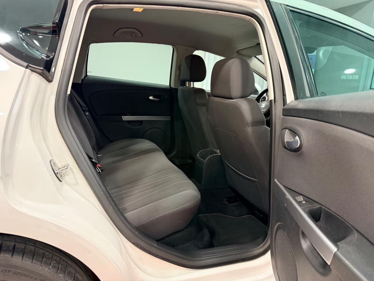 Seat Leon 1.6 TDI CR 105CV UNICO PROPRIETARIO OK NEOPATENTATI