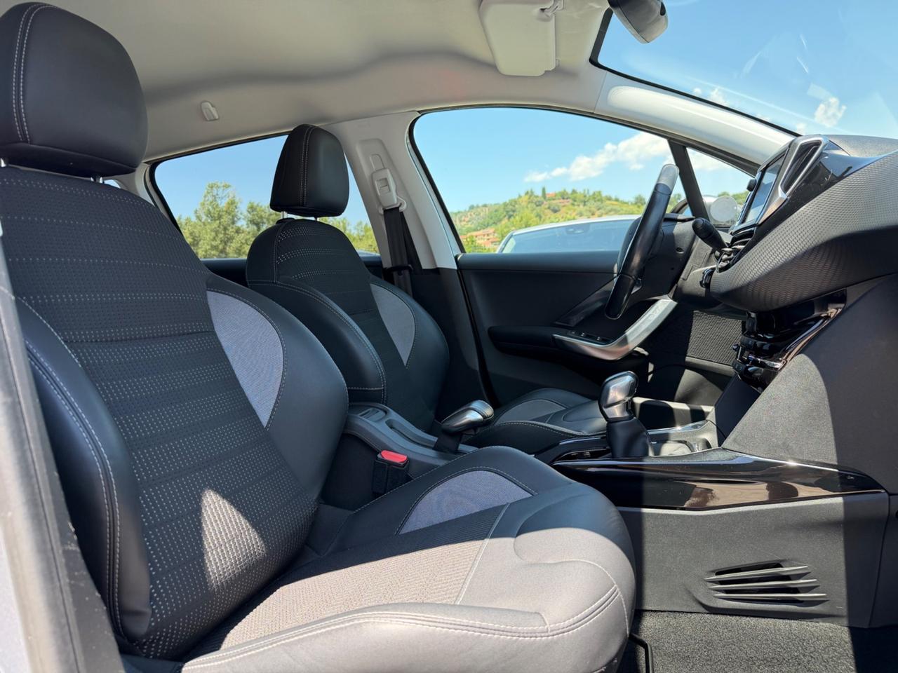 Peugeot 2008 BlueHDi 100 S&S Black Matt/48.000KM