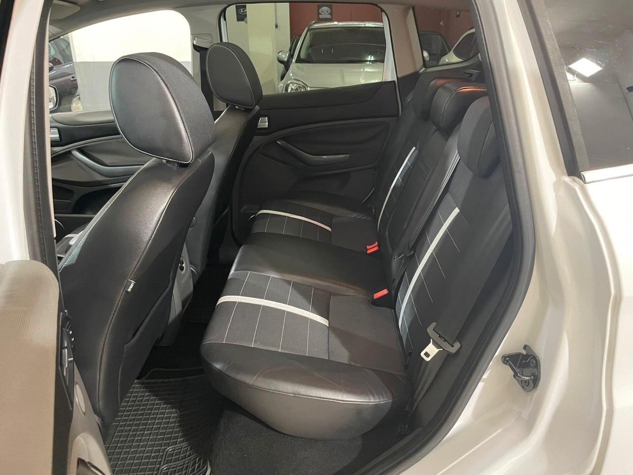 Ford Kuga 2.0 TDCi 136 CV 4WD Titanium DPF
