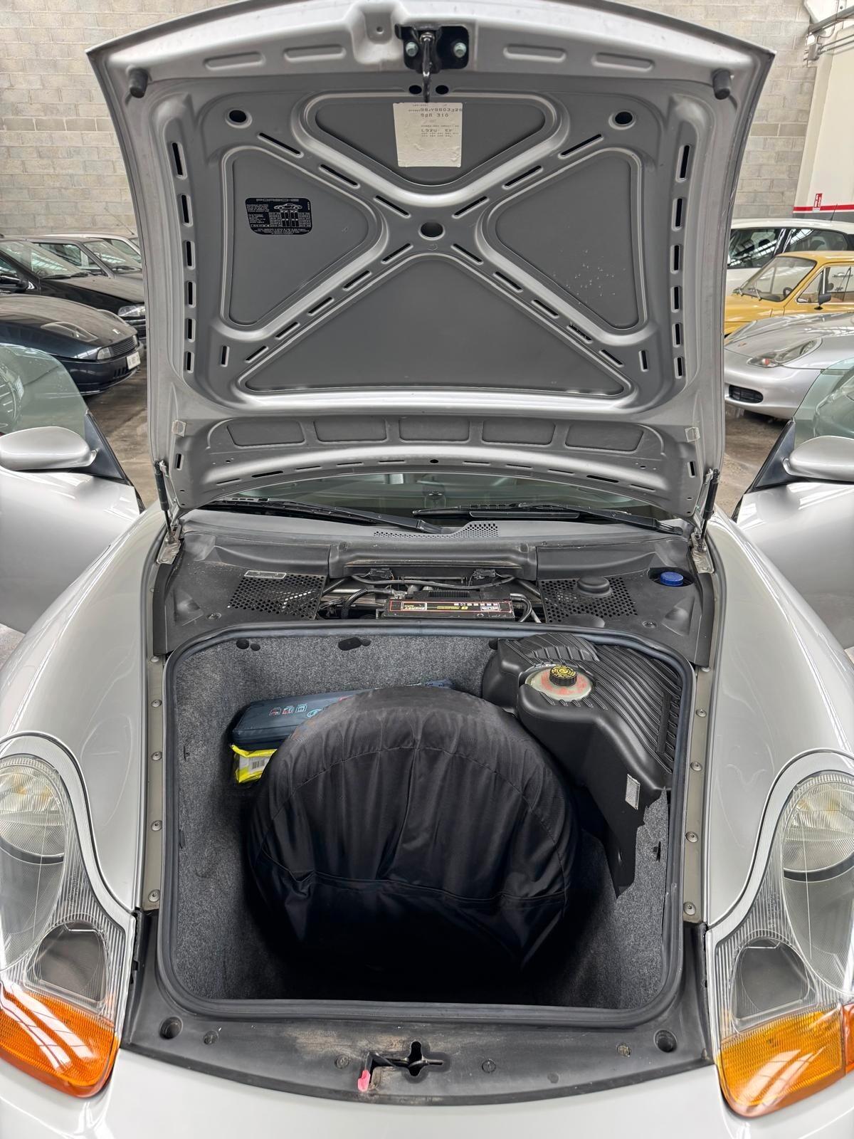 Porsche Boxster 2.7i 24V cat