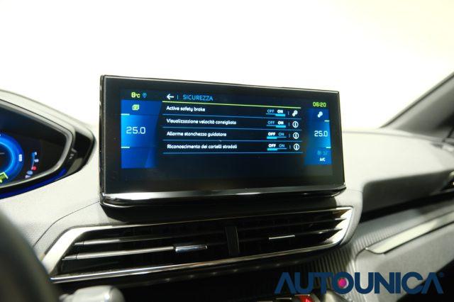 PEUGEOT 3008 HYBRID 180 E-EAT8 ALLURE PACK FULL LED