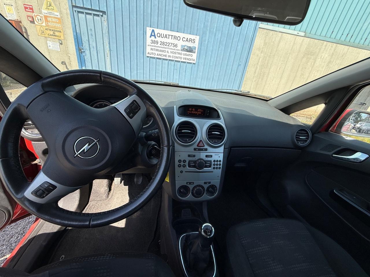 Opel Corsa 1.2 3 porte Club