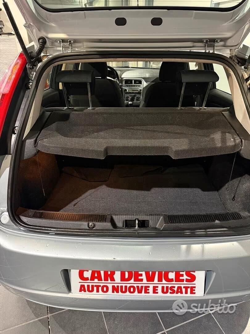 Fiat Grande Punto 1.4 5 porte - METANO - NEOPATENTAITI