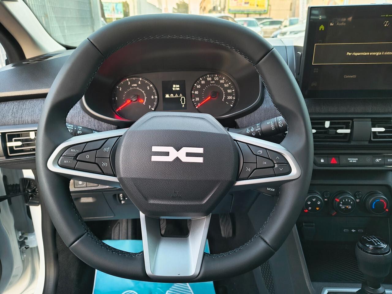 DACIA SANDERO 17.300 EURO NUOVA DA IMMATRICOLARE