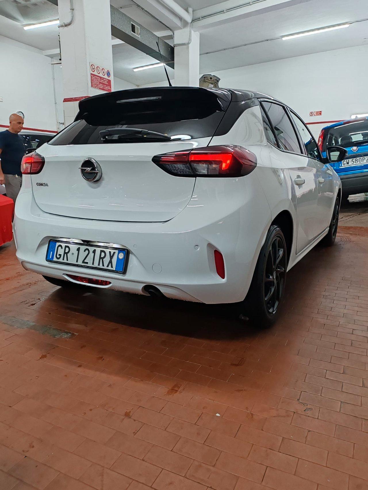 Opel Corsa 5 Porte 1.2 Design & Tech 75cv