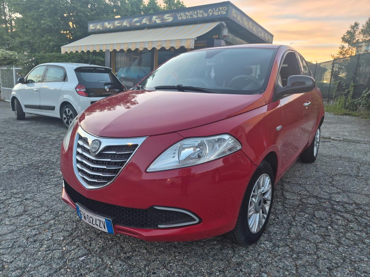 Lancia Ypsilon 0.9 TwinAir 85 CV 5 porte Metano Ecochic Gold