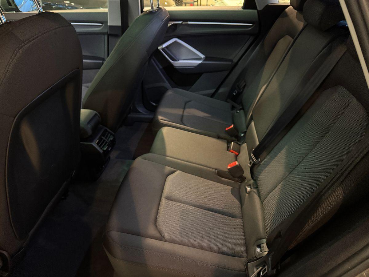 AUDI Q3 35 TDI 150 CV S-tronic quattro Tetto/Cockpit