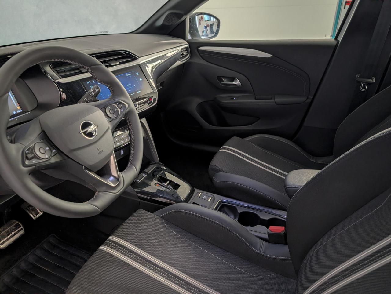 Opel Corsa 1.2 100cv AT8 GS