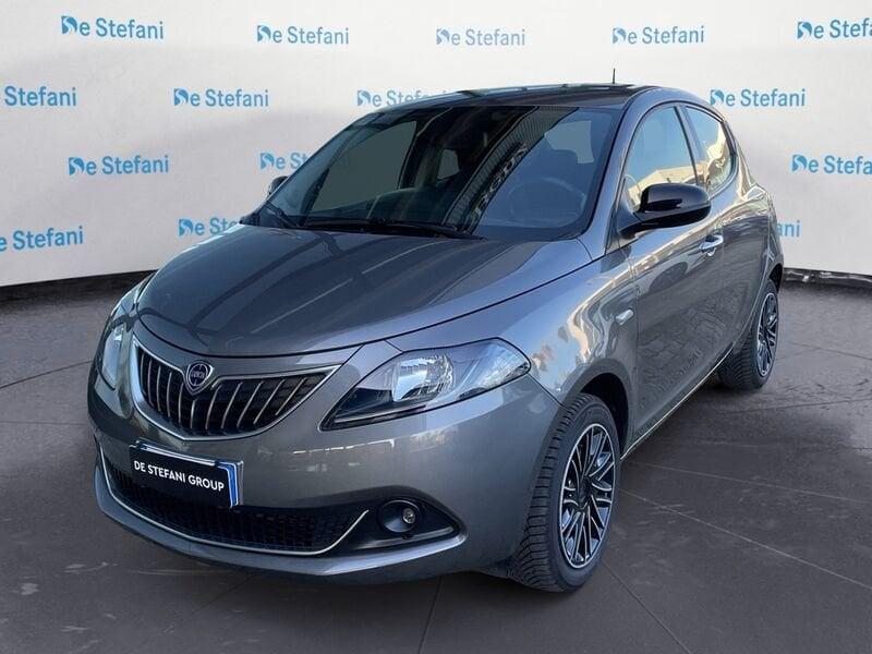 Lancia Ypsilon Ypsilon 1.0 firefly hybrid Gold s&s 70cv