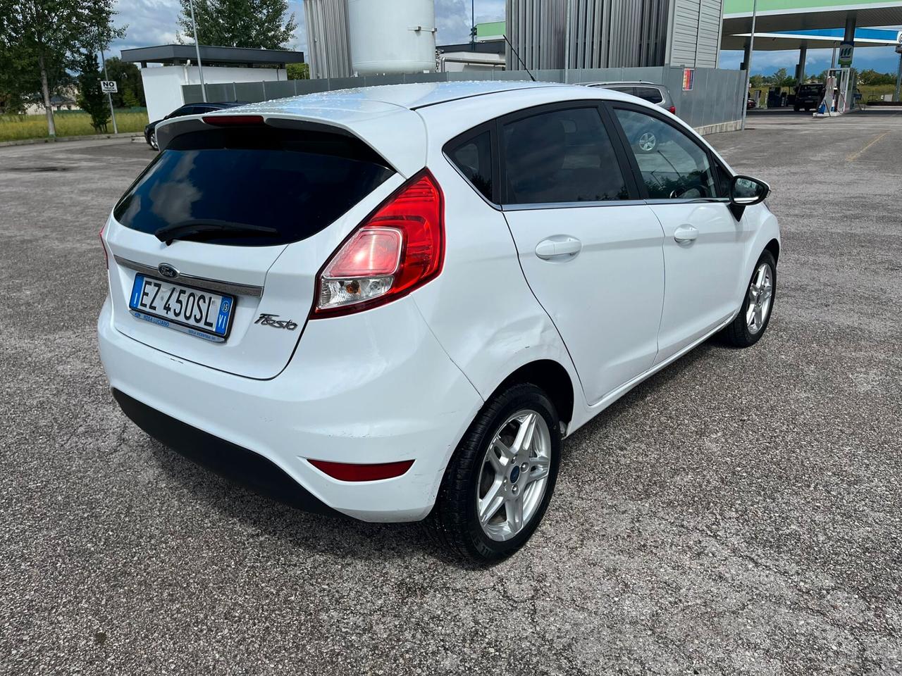 FORD FIESTA 1.4 NEOPATENTATI 2015 5PORTE