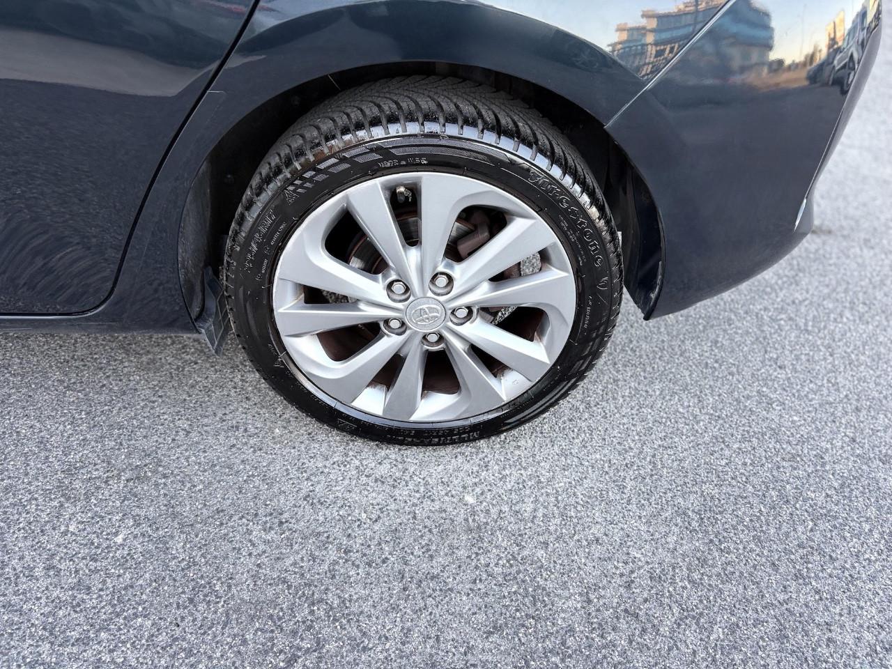 Toyota Auris 1.8 Hybrid 99CV E5 Neo - 2014