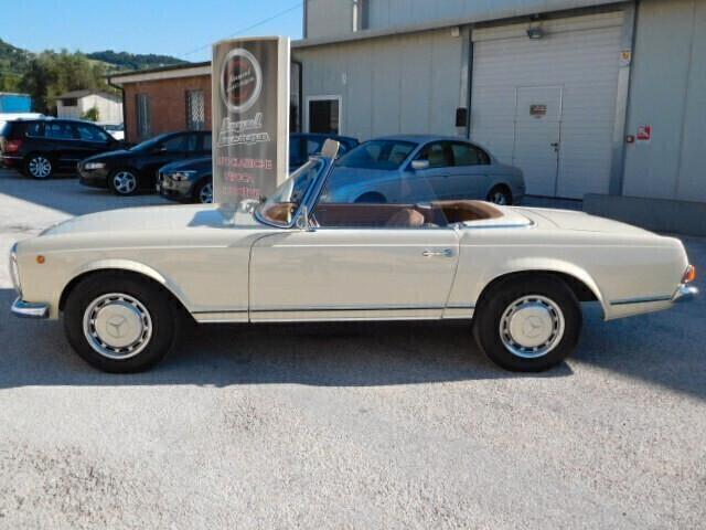 Mercedes sl 230 w113 pagoda da concorso - 1967