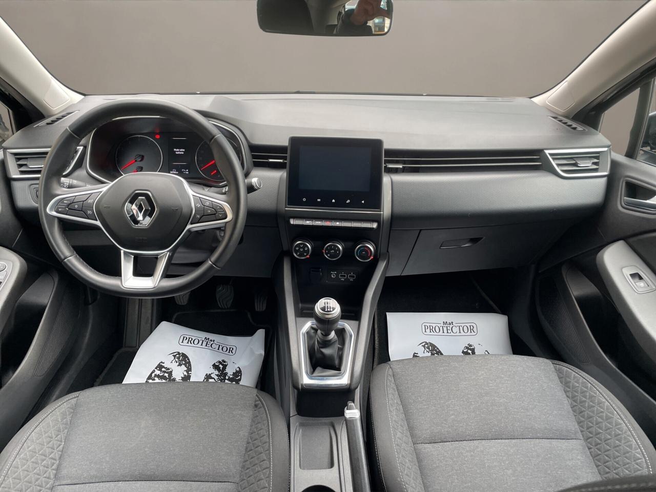 Renault Clio UNICO PROPRIETARIO - NEOPATENTATI
