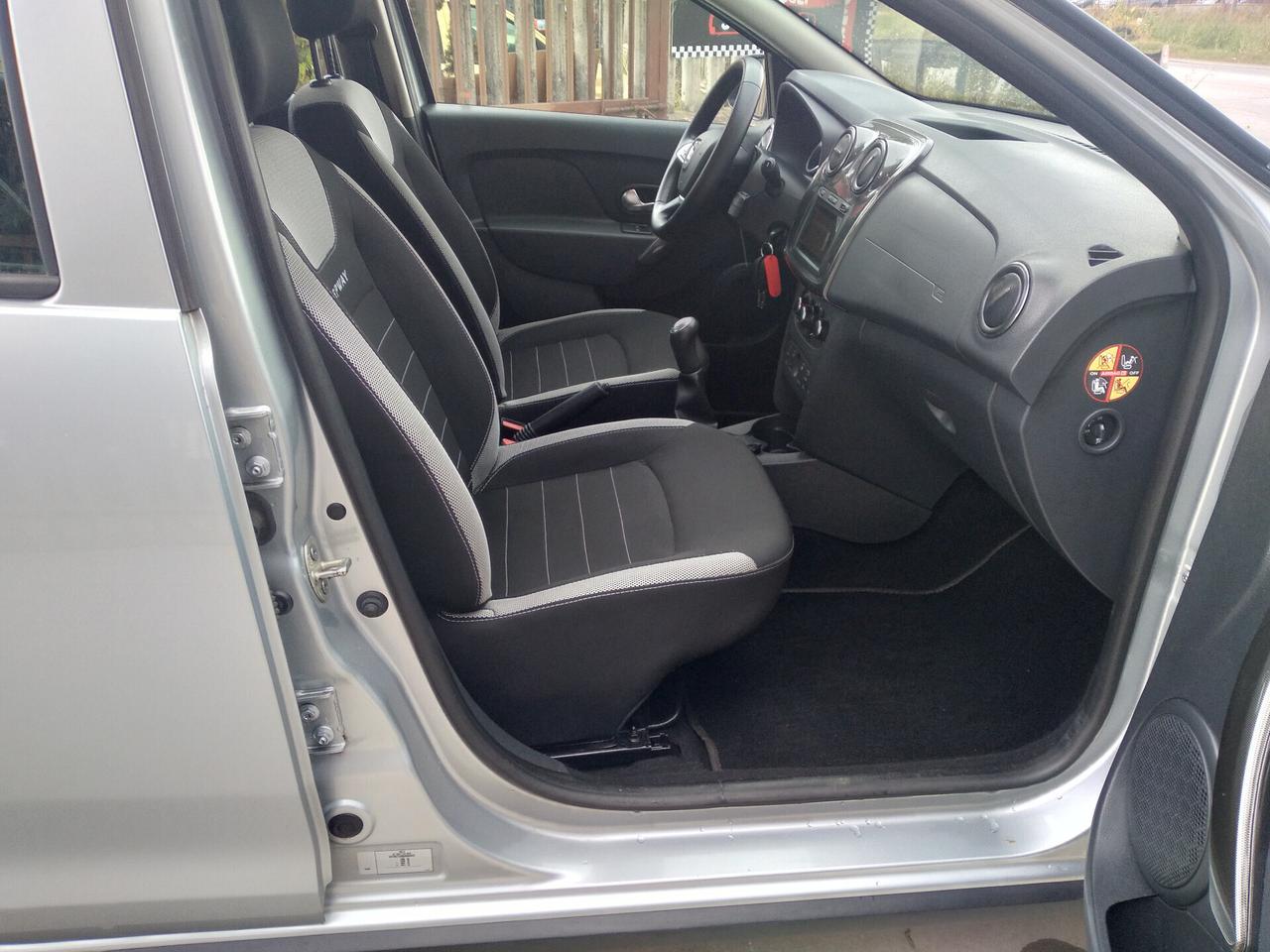 Dacia Sandero Stepway 1.5 Blue dCi 95 CV Comfort