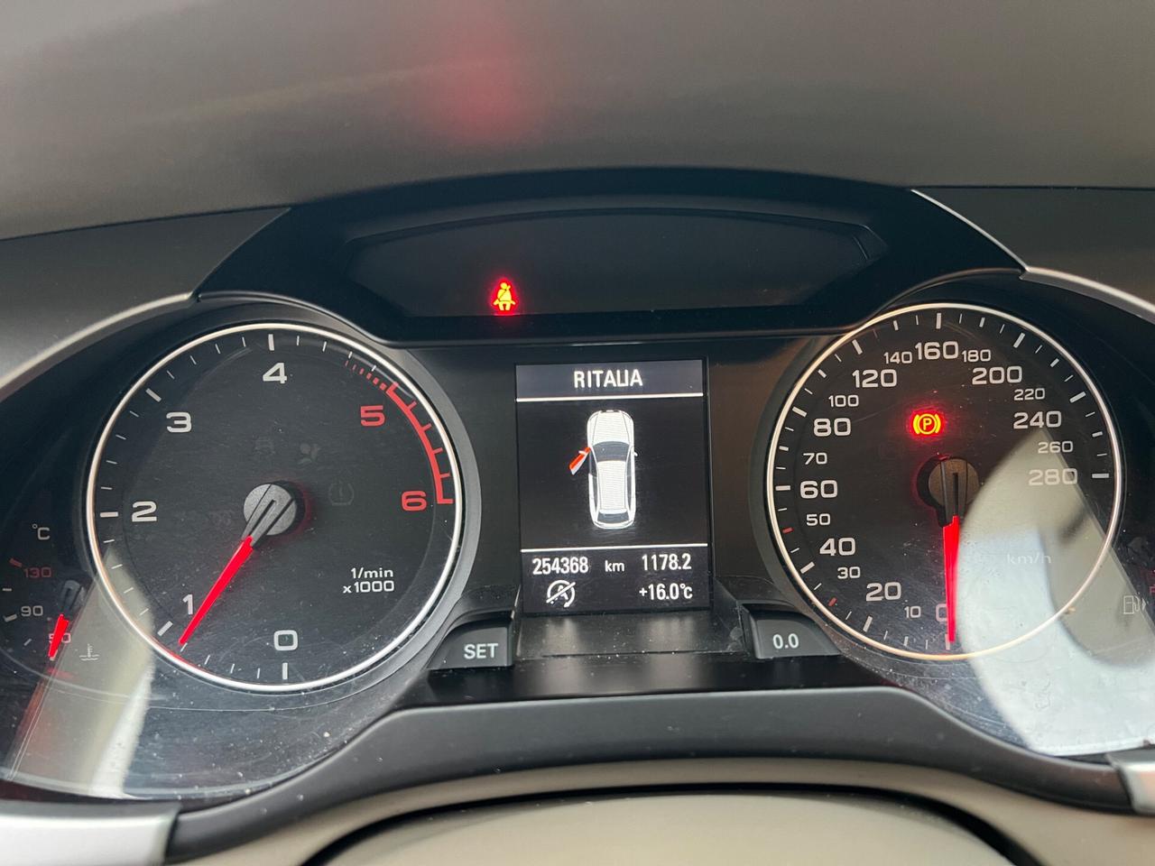 Audi A4 Avant 2.0 TDI 143CV F.AP. quattro