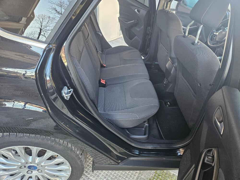 Ford Focus 1.6 TDCi 115 CV "Berlina Titanium"