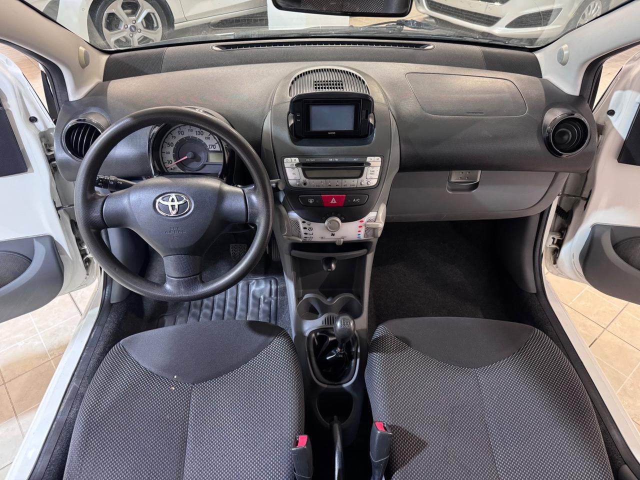 Toyota Aygo 1.0 12V VVT-i 5 porte Sol Connect